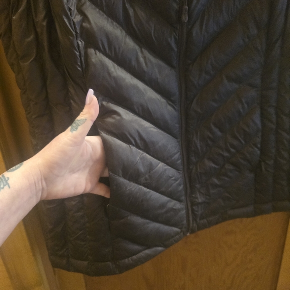 Sold - Picture 4 of 8